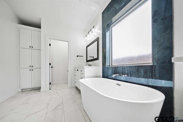 316 Heritage Way, Bullard, TX 75757