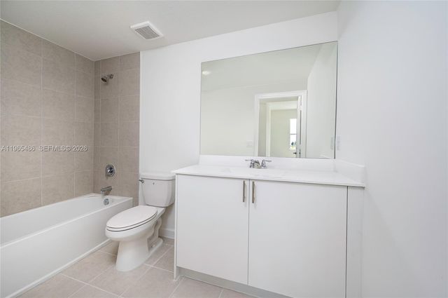 12470 SW 248 ST 1, Miami, FL 33032