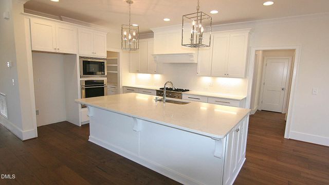 6508 Deerview Drive, Raleigh, NC 27606