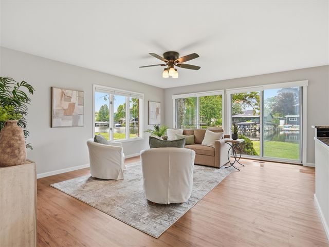 11243 Wynns Road, Pinckney, MI 48169