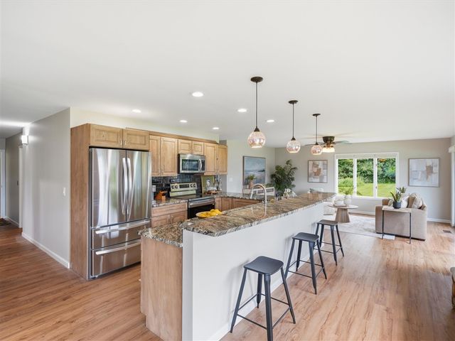 11243 Wynns Road, Pinckney, MI 48169