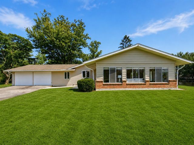 11243 Wynns Road, Pinckney, MI 48169
