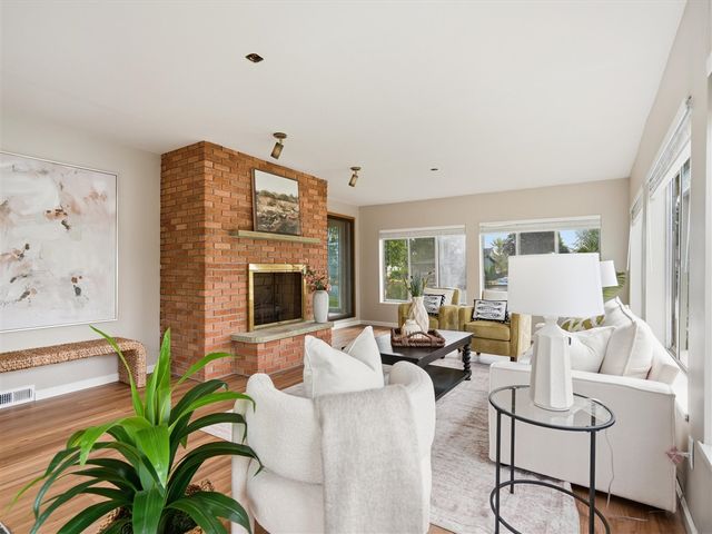 11243 Wynns Road, Pinckney, MI 48169