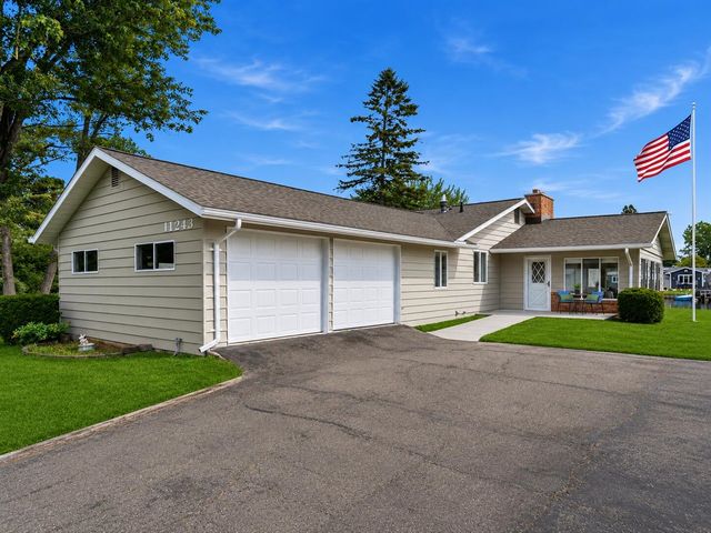 11243 Wynns Road, Pinckney, MI 48169