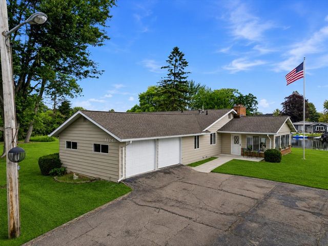 11243 Wynns Road, Pinckney, MI 48169