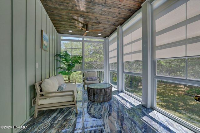 120 Middle Point Road, Hampstead, NC 28443