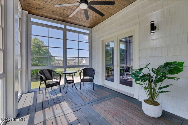 120 Middle Point Road, Hampstead, NC 28443