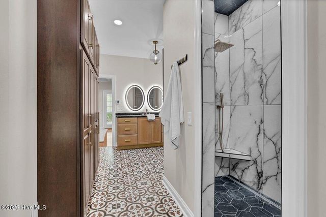 120 Middle Point Road, Hampstead, NC 28443