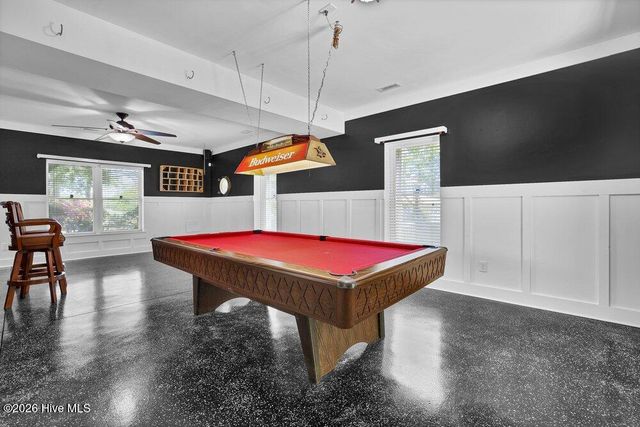 120 Middle Point Road, Hampstead, NC 28443
