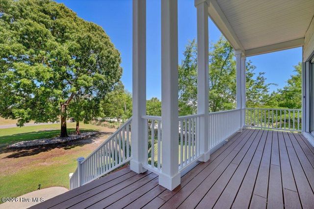 120 Middle Point Road, Hampstead, NC 28443