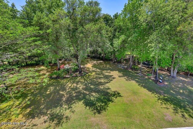 120 Middle Point Road, Hampstead, NC 28443
