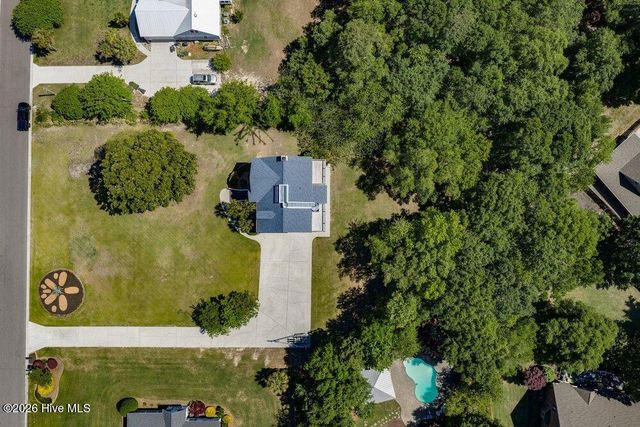120 Middle Point Road, Hampstead, NC 28443