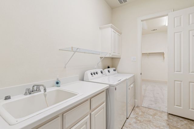 15082 Beckley Lane, Frisco, TX 75035