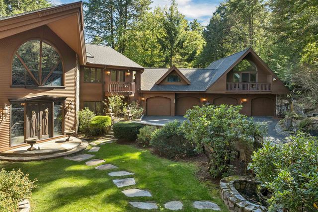 211 Dockham Shore Road, Gilford, NH 03249