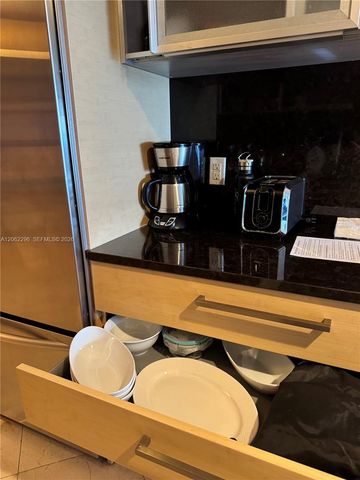 1850 S Ocean Dr 4203, Hallandale Beach, FL 33009