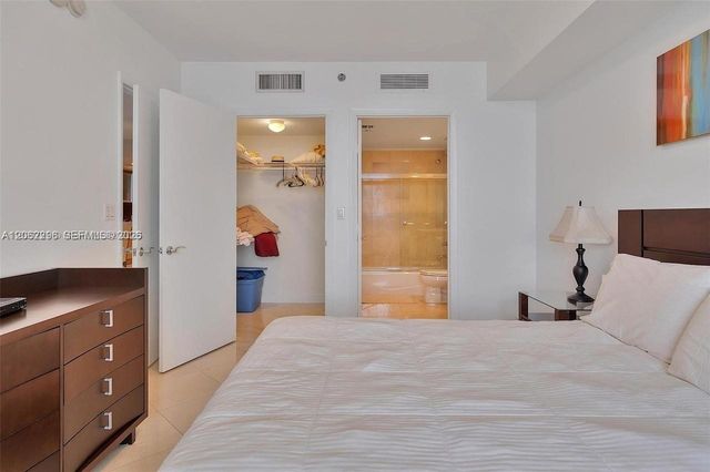 1850 S Ocean Dr 4203, Hallandale Beach, FL 33009