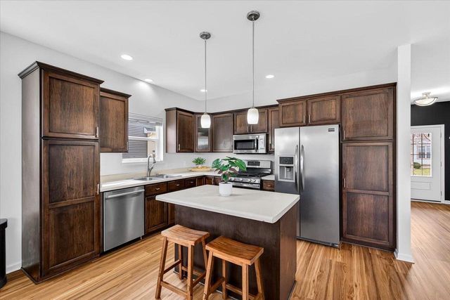 9342 VISTA MEADOW Drive, Verona, WI 53593