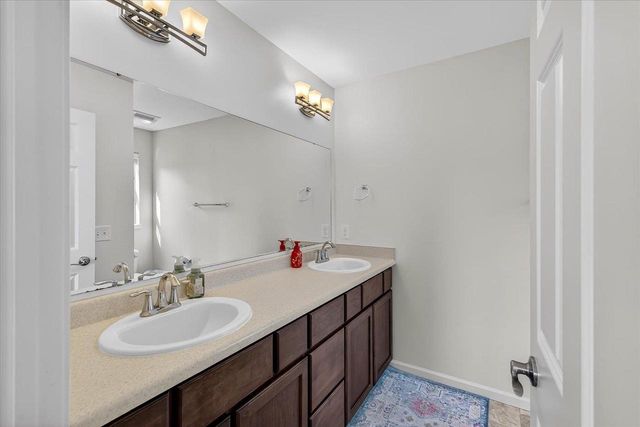 9342 VISTA MEADOW Drive, Verona, WI 53593