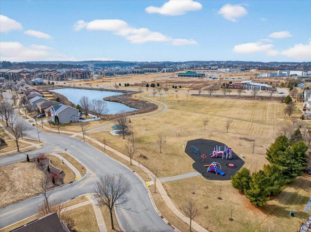 9342 VISTA MEADOW Drive, Verona, WI 53593