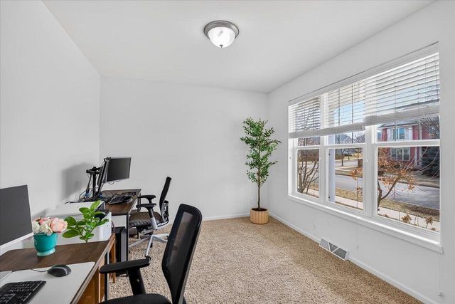 9342 VISTA MEADOW Drive, Verona, WI 53593