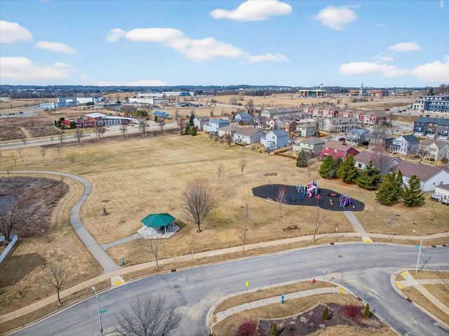 9342 VISTA MEADOW Drive, Verona, WI 53593