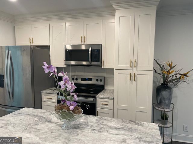 1914 Montrose Drive, East Point, GA 30344