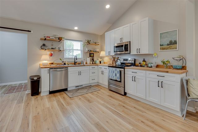 15 Haynes Street, Piedmont, SC 29673