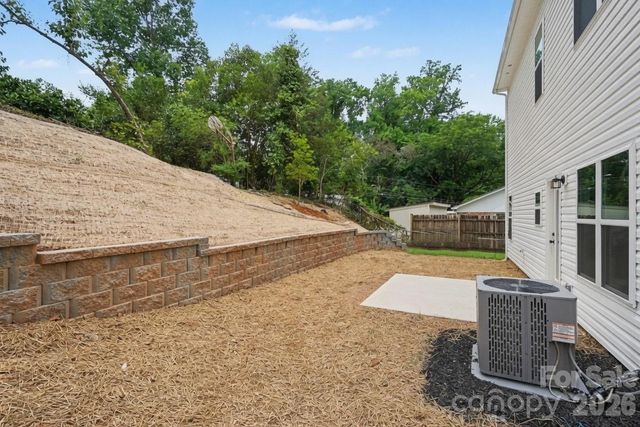 327 Whispering Pines Drive, Charlotte, NC 28217