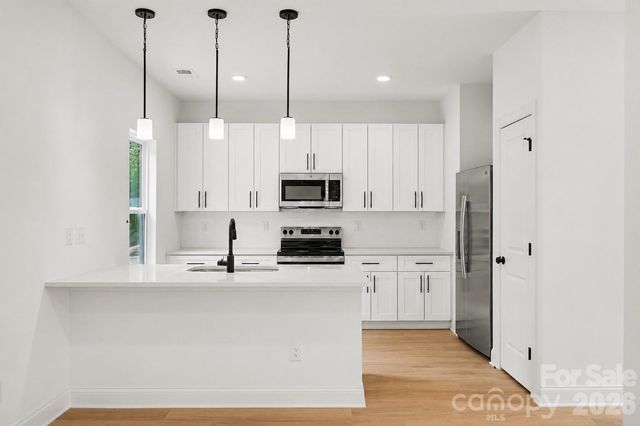 327 Whispering Pines Drive, Charlotte, NC 28217