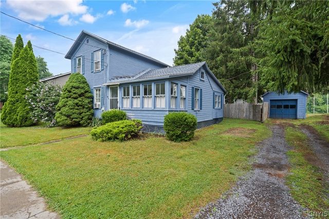 37 East Oneida Street, Lysander, NY 13027