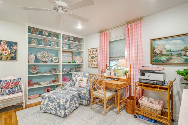 200 LAKERIDGE Road, Lakeside, TX 76108