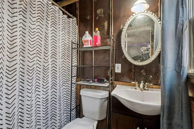 301 Briarwood Drive, Calhoun, GA 30701