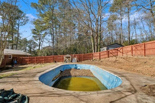 301 Briarwood Drive, Calhoun, GA 30701