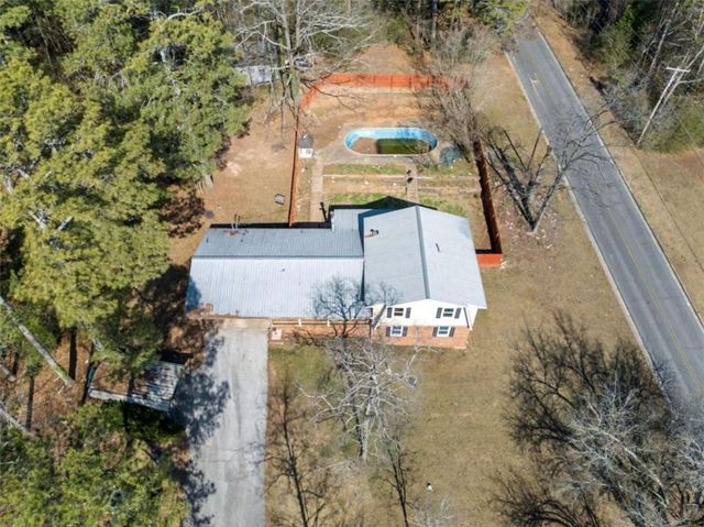 301 Briarwood Drive, Calhoun, GA 30701