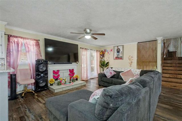 301 Briarwood Drive, Calhoun, GA 30701