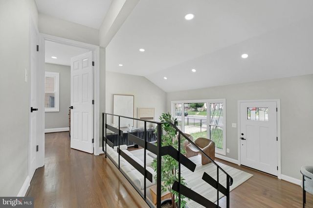 6207 ADDISON RD, Capitol Heights, MD 20743