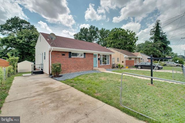 6207 ADDISON RD, Capitol Heights, MD 20743