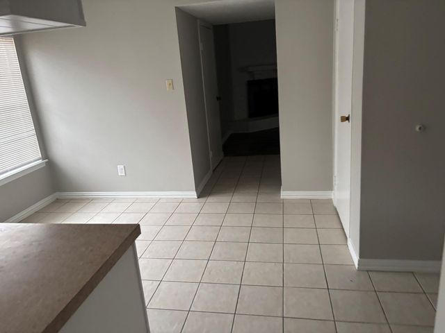 8606 Summit Pines Drive, Humble, TX 77346