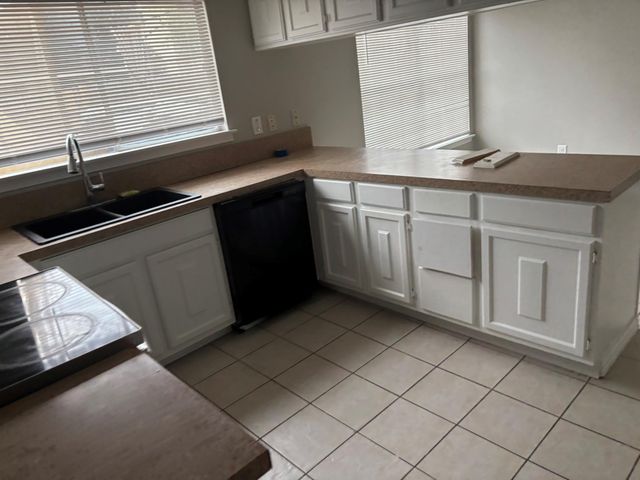 8606 Summit Pines Drive, Humble, TX 77346