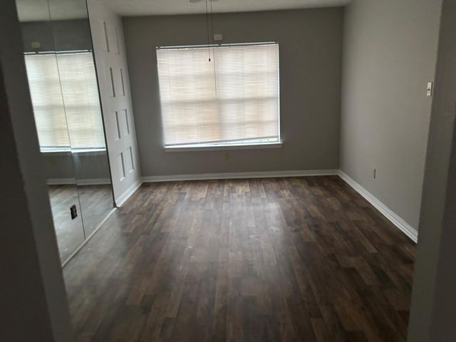 8606 Summit Pines Drive, Humble, TX 77346