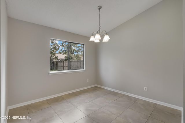 8475 SETON Court, Jacksonville, FL 32244