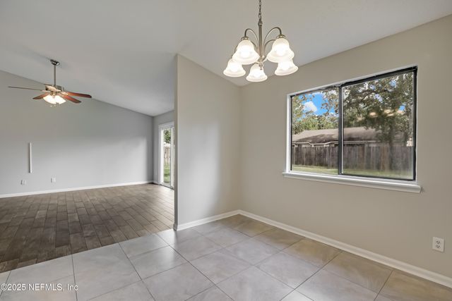 8475 SETON Court, Jacksonville, FL 32244