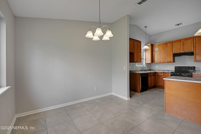 8475 SETON Court, Jacksonville, FL 32244