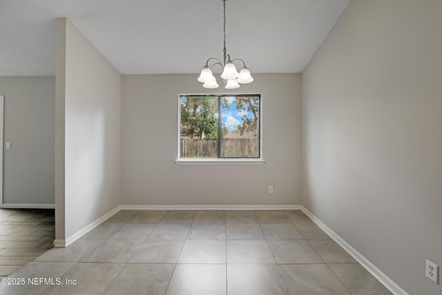 8475 SETON Court, Jacksonville, FL 32244