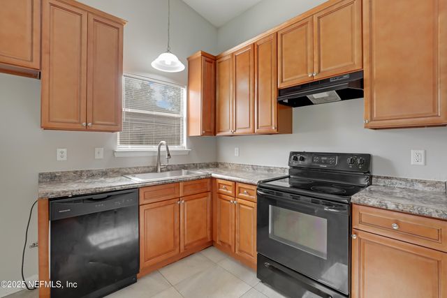 8475 SETON Court, Jacksonville, FL 32244