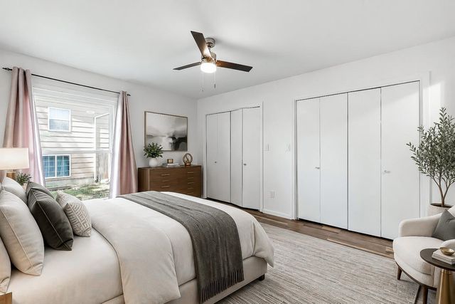 120 E Shady Brook Ln, Derby, KS 67037