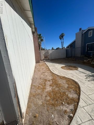 5516 Deodar Drive, Las Vegas, NV 89108