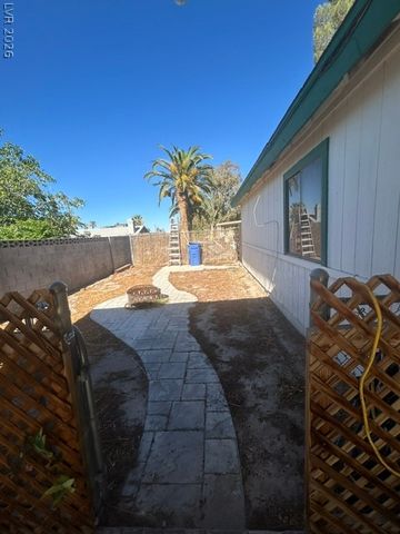 5516 Deodar Drive, Las Vegas, NV 89108