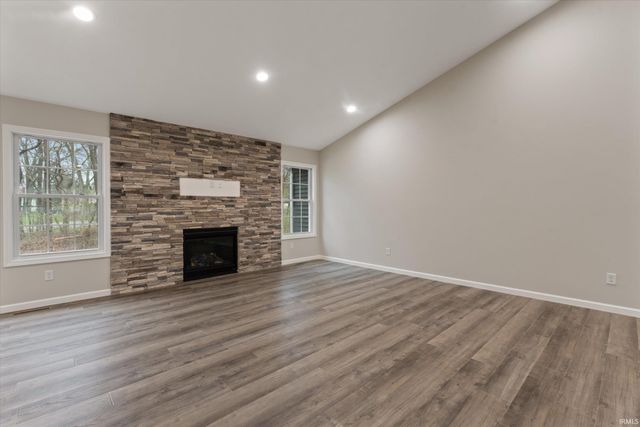 53712 Terre Verde Hills Court, South Bend, IN 46628