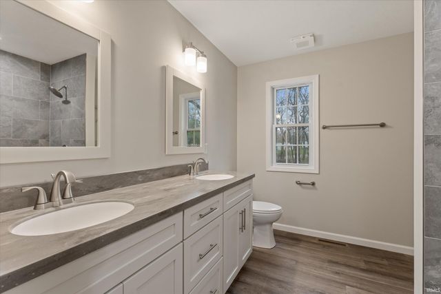 53712 Terre Verde Hills Court, South Bend, IN 46628